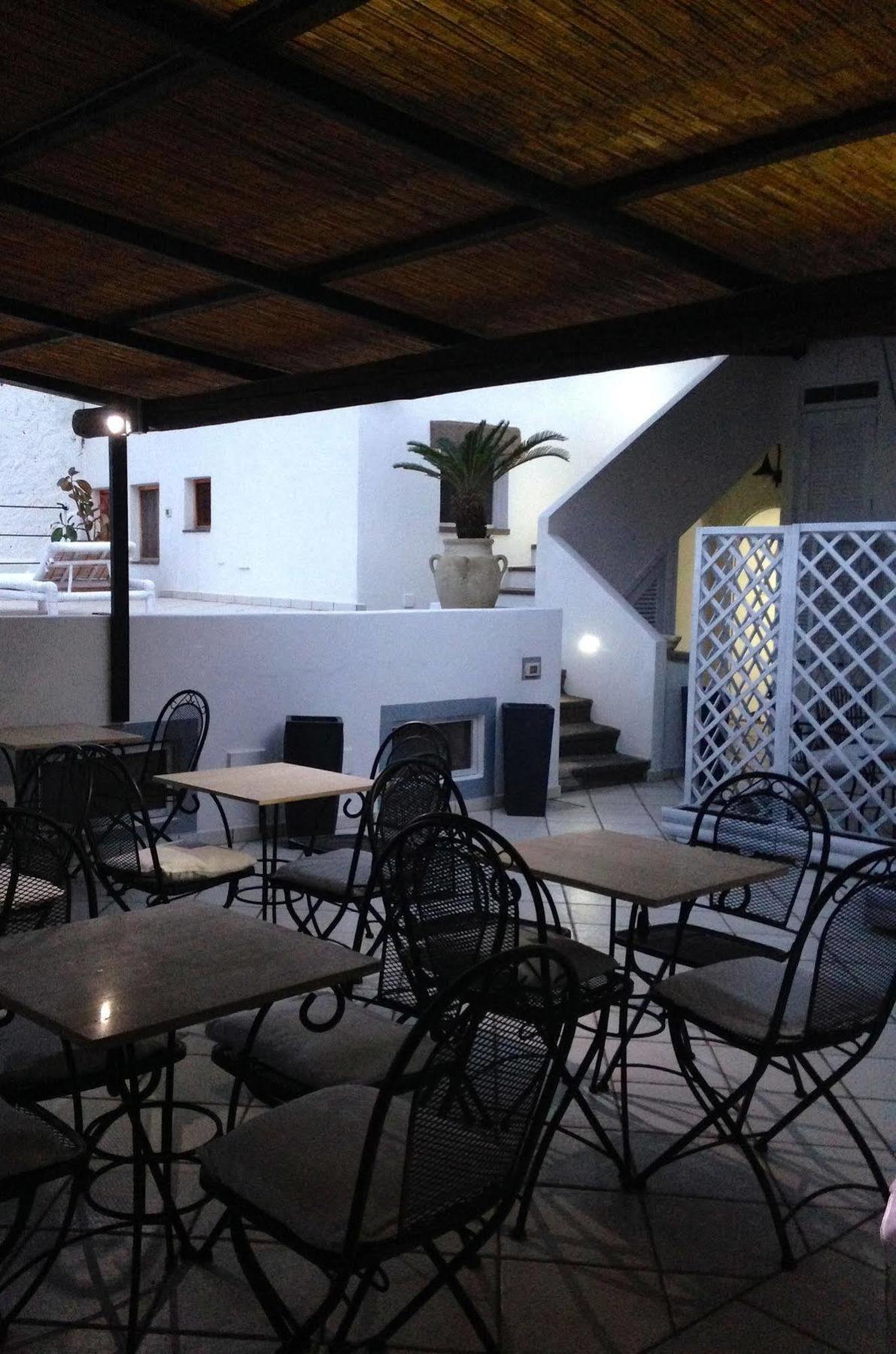 B&B Le Sette Vele Da Riccardo Santa Marina Salina Exterior foto